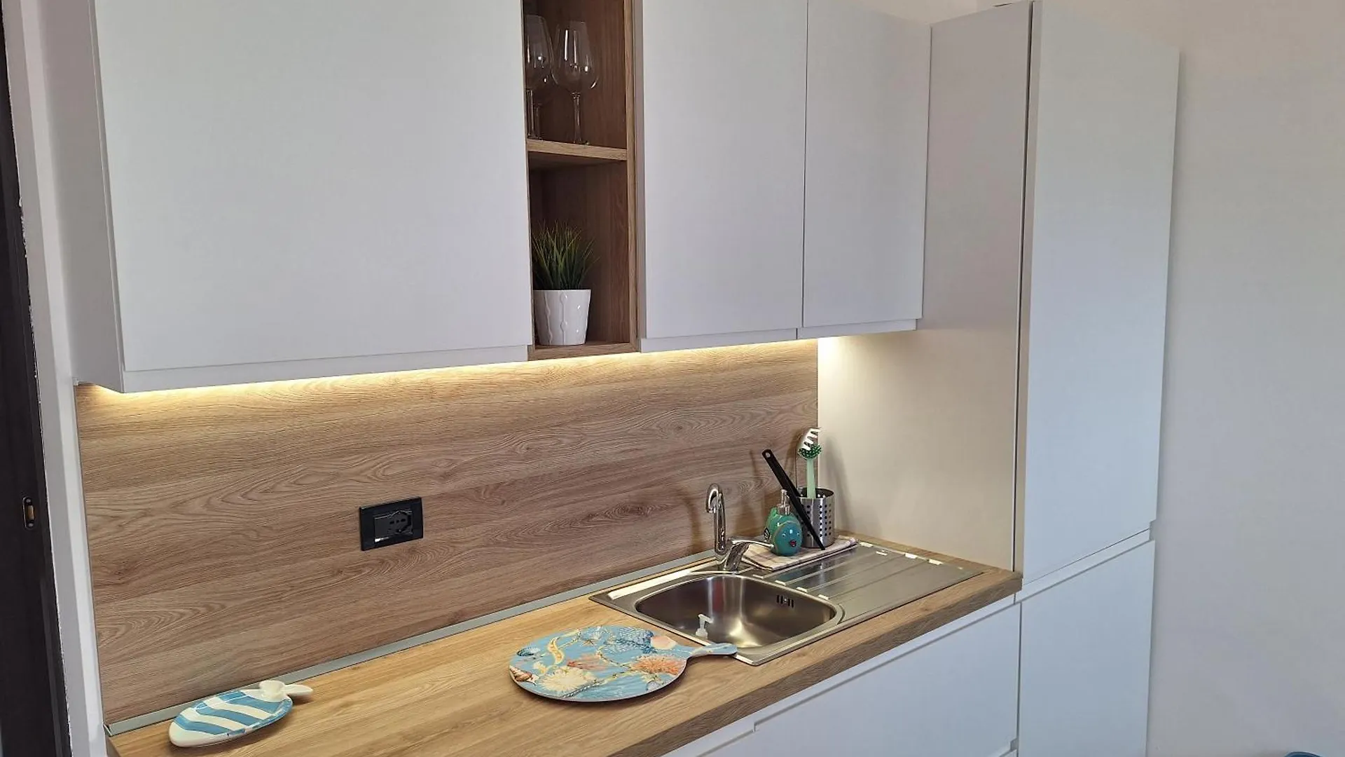 Esperienza Luxury Fronte Mare Con Piscina Apartment Santa Maria Del Focallo